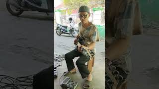 ngulik gitar bersama gitaris three brothers