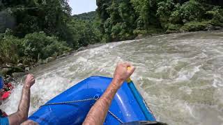 Double Drop Rapid on the Pacuare River in Costa Rica #pacuare #costarica