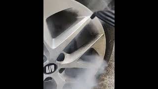 Rim cleaning with steam. Altijd schoon de weg op .www.franksauto.nl #automotive#autos#auto #cleaning