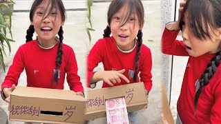 This Girl's New Way To Ask For Red Envelopes# funny # funny video # rural life