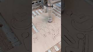 cnc fräsen von Symbole