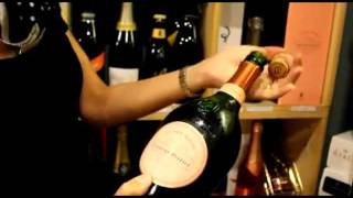 Laurent Perrier Rose, Champagne tasting with Ruth Yates from Corks Out