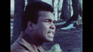 Muhammad Ali learns about Mount Everest.