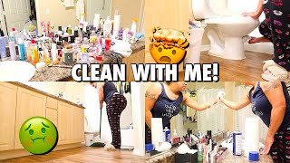 CLEAN WITH ME: SUPER DIRTY BATHROOM...UNBELIEVABLE!