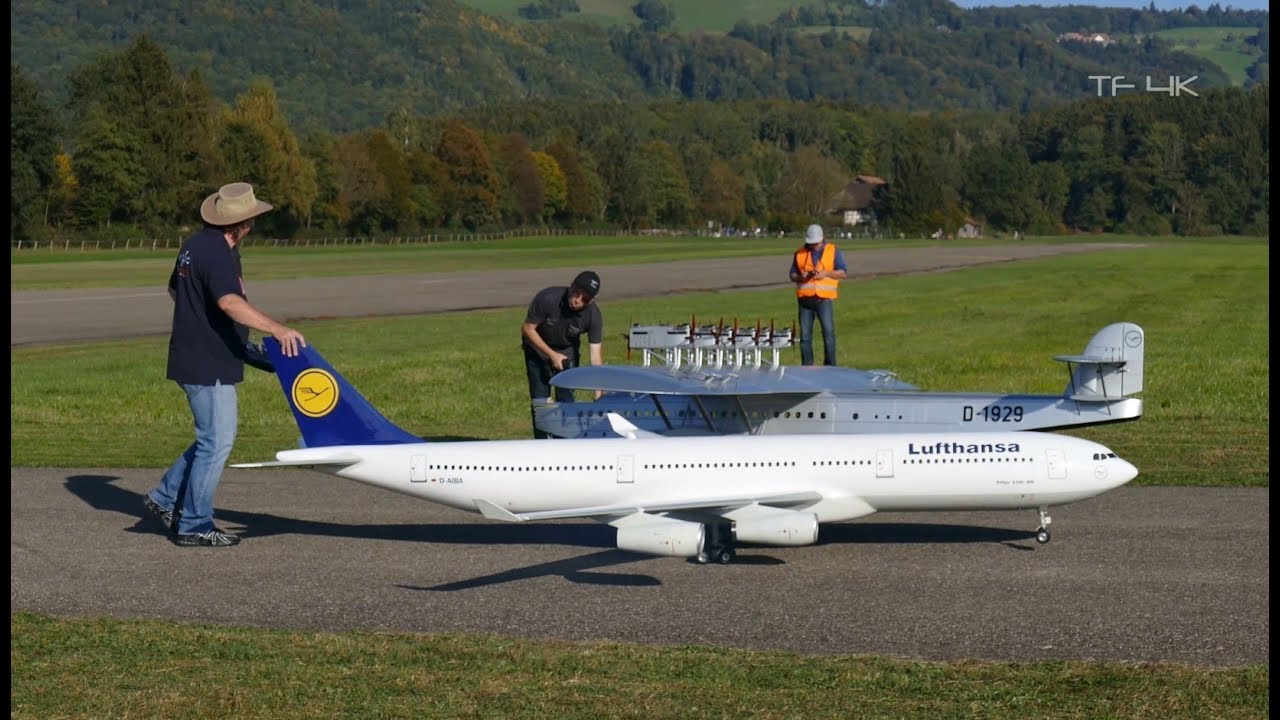 Fantastic RC McDonnell Douglas MD-11 And Lufthansa A 340 - YouTube