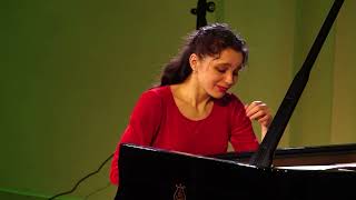 Dace Aperāne: Dievietes Dziesma / Song of the Goddess - Diāna Zandberga (piano)