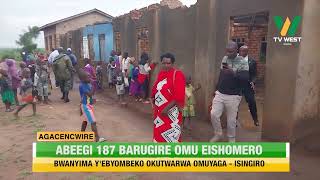 Agacencwire: Abeegi 187 barugire omu ishomero bwanyima y'eby'ombeko kutwarwa omuyaya