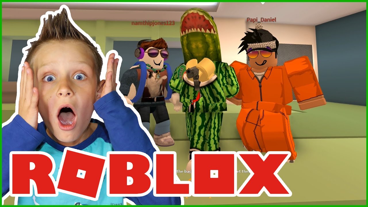 Robbing The Bank In Roblox Jailbreak Youtube