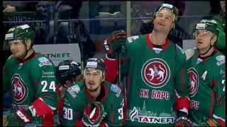 Мёллер исполняет буллит щелчком / Moller weird slapshot SO attempt