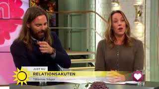 Skrattkramp: "Ursäkta jag ska bara ta en bit schweizernöt" - Nyhetsmorgon (TV4)