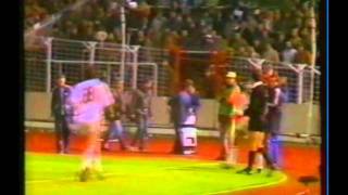 1983 (November 2) SV Hamburg (West germany) 3-Dinamo Bucharest (Romania) 2 (Champions Cup).avi