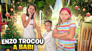 ENZO CONHECEU OUTRA MENINA *Babi surtou nesse video*