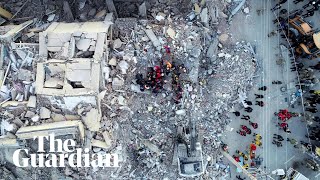 People rescued from rubble after Turkey earthquake