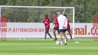 Arsene Wenger best skill in the world   YouTube