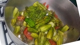 koman mwen fe sòs kalalou koupe dwèt/Haitian Okra Sauce