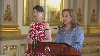 Presidenta Dina Boluarte recibe saludo del Cuerpo Diplomático