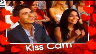 Zac Efron and Vanessa Hudgens on the kiss cam 2010 Movie Awards