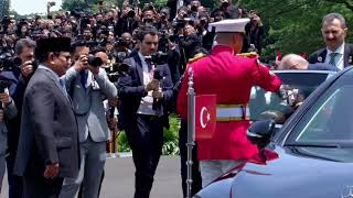 Momen Kehangatan Presiden Prabowo Sambut Erdogan di Istana Bogor, Warga Turut Bergembira