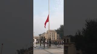 清华大学新生入学升旗仪式  Chinese Tsinghua University freshman enrollment flag-raising ceremony