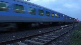 12041 up HWH NJP Shatabdi Express at Nalhati Jn