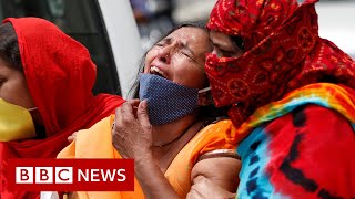India sees highest daily Covid death toll amid deadly second wave - BBC News