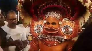 തൊണ്ടച്ചൻ തെയ്യം മൊഴി| Vayanattukulavan theyyam mozhi|