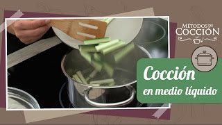 Cómo Hacer una Cocción en  Medio Líquido 🥦🔪 - Técnicas de Cocina