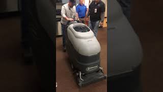 Advance AquaPlus battery carpet extractor working at one of our city buildings- AZ....watch handoff!