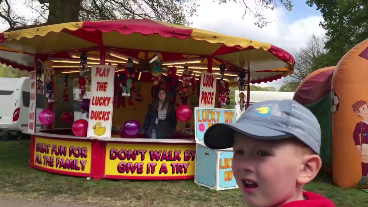 80 - Southampton Common Park Fun Fair/миньон и кубик Рубика - YouTube