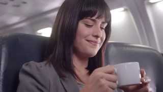 Comercial Coffee-Mate, "New Coffee-Mate® 2GO", 2014