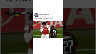 Arsenal player Trolling Opponent during Match
