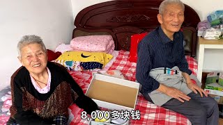 孙子给87岁爷爷的新房子，花了8000多元买家电，爷爷是咋说的？