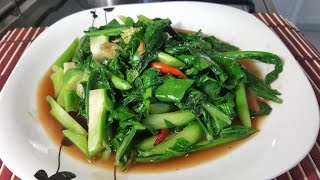 ผัดคะน้าน้ำมันหอย Stir Fried Kale with Oyster Sauce