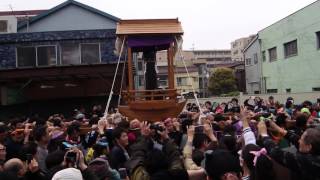 かなまら祭り　2016　神輿巡行　川崎大師のすぐ脇