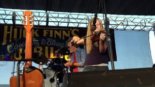 HuckFinn LarryGatlin Juliette Bascom 135.MOV