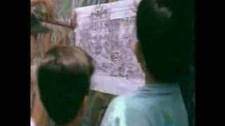 Sesame Street - Kids paint a mural