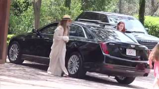 Lisa Marie Presley Seen Reuniting With Twin Daughters - May 29, 2017