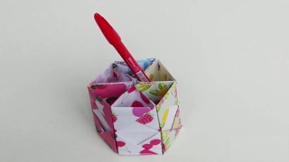 How to make a Cute Origami Fashion: pen stand