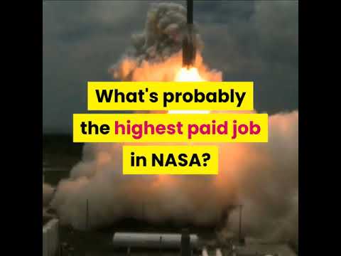 How much money does a NASA astronomer make?