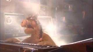 ALF - You're The One Who's Out Of This World (sub español)