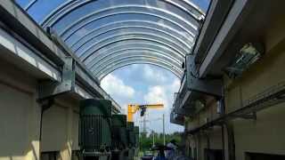 Three panel automatic roof in Modena opens with Easygate System