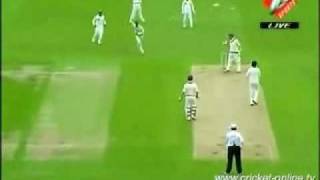Pakistan Destroyed Australia - All Out for 88