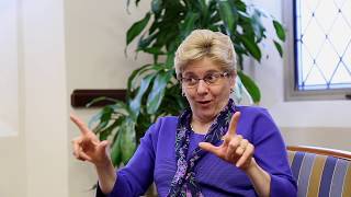 Meet Roberta Cordano, The First Female, Deaf President Of Gallaudet University