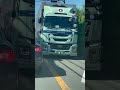 大型トラックドライバーさん素晴らしい運転技術やなあ最高😆 トラック バス