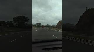 Wow what a romantic ⛰️⛰️⛰️ long drive... Bangalore to Maddur 🚗