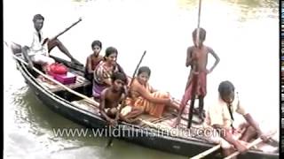 Padma Nadir Majhi (Boatman of the river Padma) film being made in India