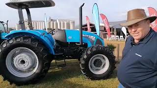 'n Blou vloot van Landini trekkers hier op Nampo Kaap 2022