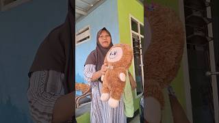 Ibu rusdan bawa boneka labubu buat apa