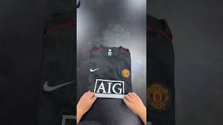 Iconic retro manchester united jersey #manchesterunited #football