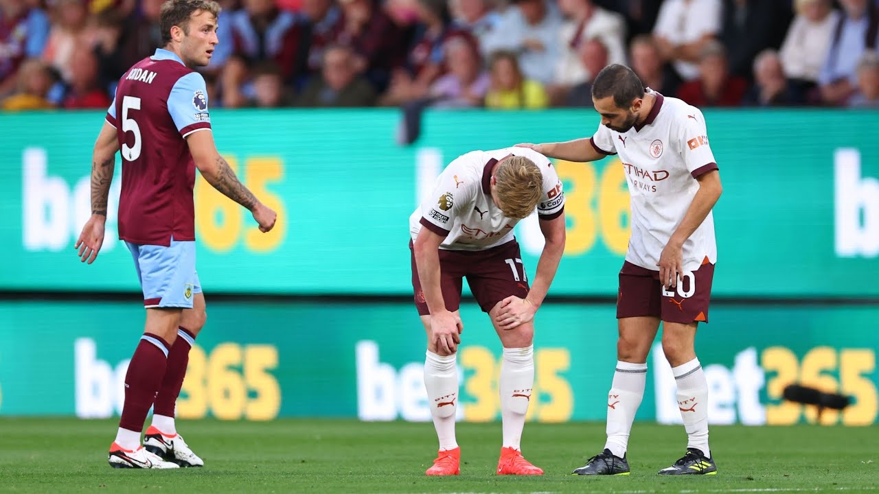 Man City Player Kevin De Bruyne Suffers Injury Vs Burnley - YouTube